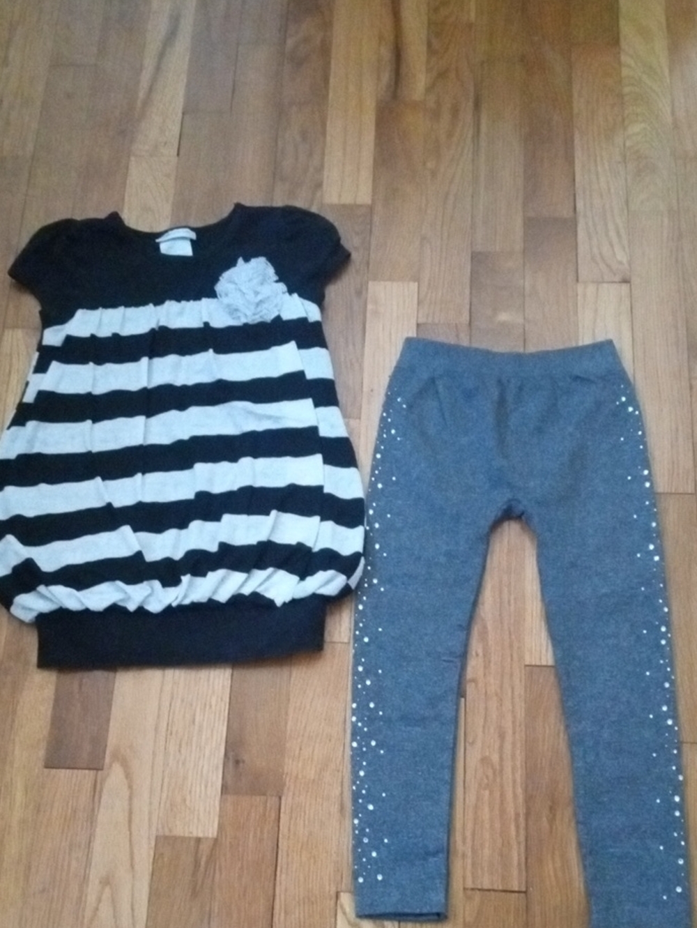 Girls Black & White Striped Top with Gray Embellished Leggings, size 6